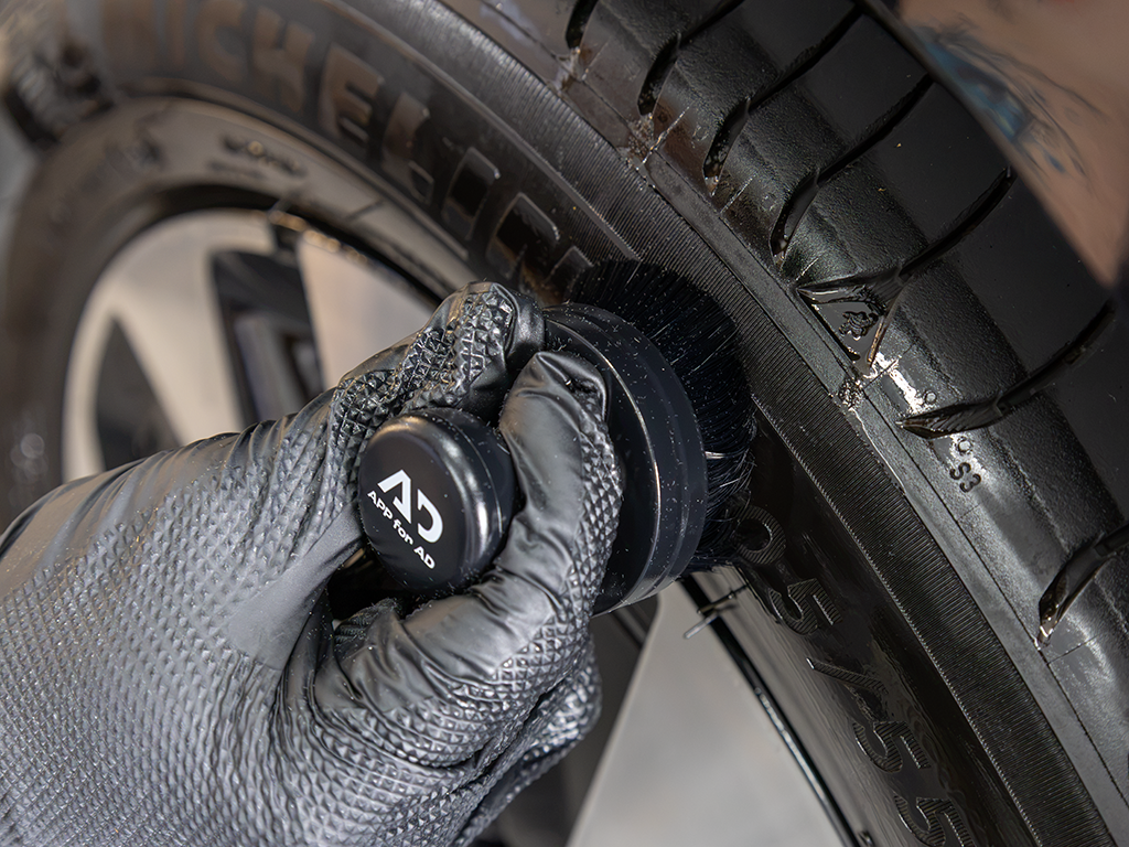 APP for AD Tire Brush Applicator - Aplikator szczotkowy do dressingów do opon