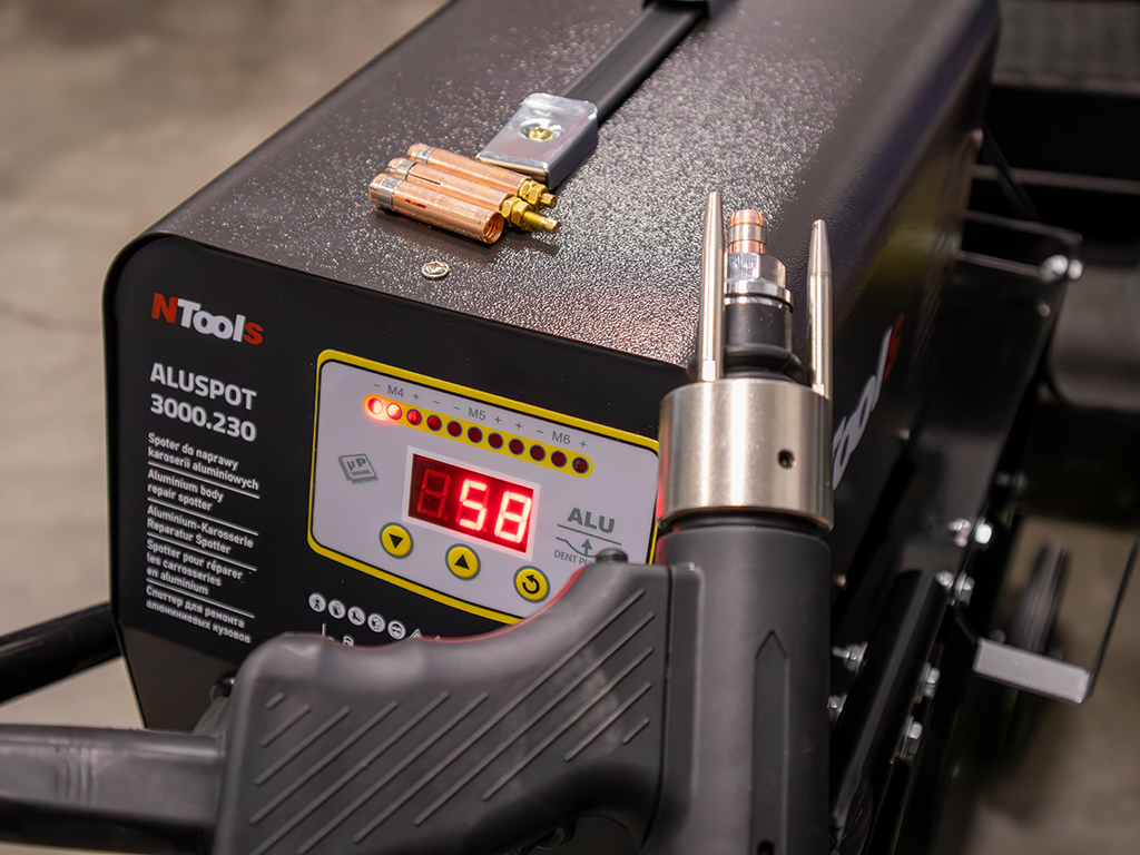 NTools ALUSPOT 3000.230 - NTools ALUSPOT 3000.230 - Spoter do karoserii aluminiowych 230V elektroniczny z akcesoriami