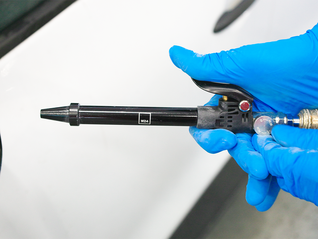 W24 BlackJet - W24 BlackJet - przyrząd do przedmuchiwania 