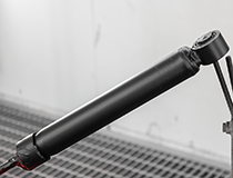 APP BF110 Spray Preparat antykorozyjny do zabezpieczania podwozia